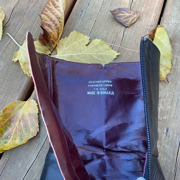 Black leather boots made in Romania. - Picture 5 of 5